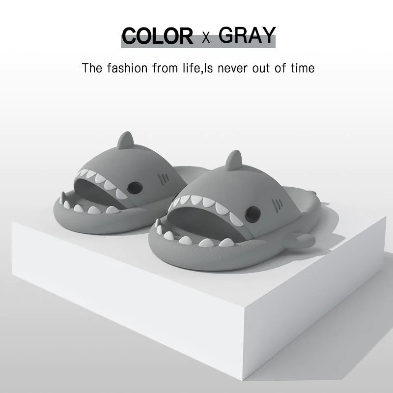 GIZIMO CARBOFIN Shark Slippers