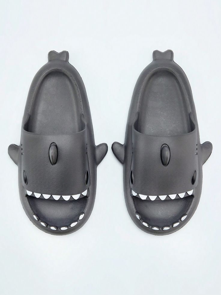GIZIMO CARBOFIN Shark Slippers